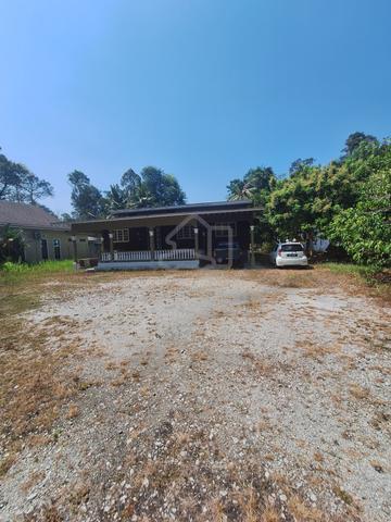 Rumah kebun tepoh 1