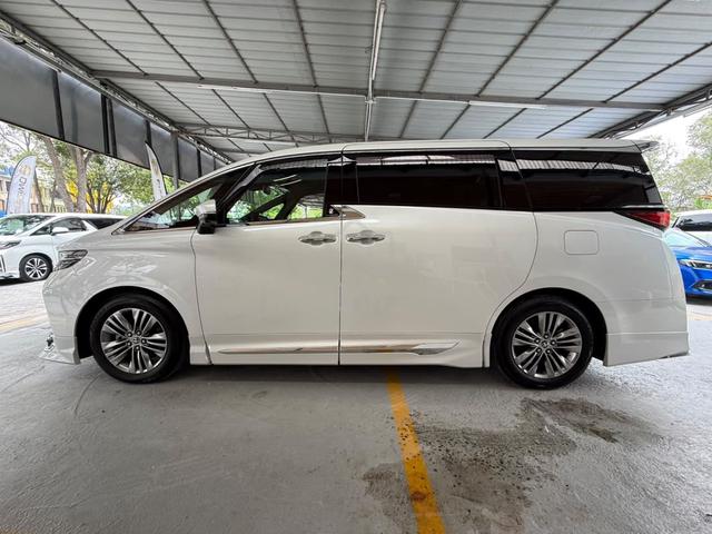 FULLY LOADED 2024 Toyota ALPHARD 2.5 Z (A) - 4