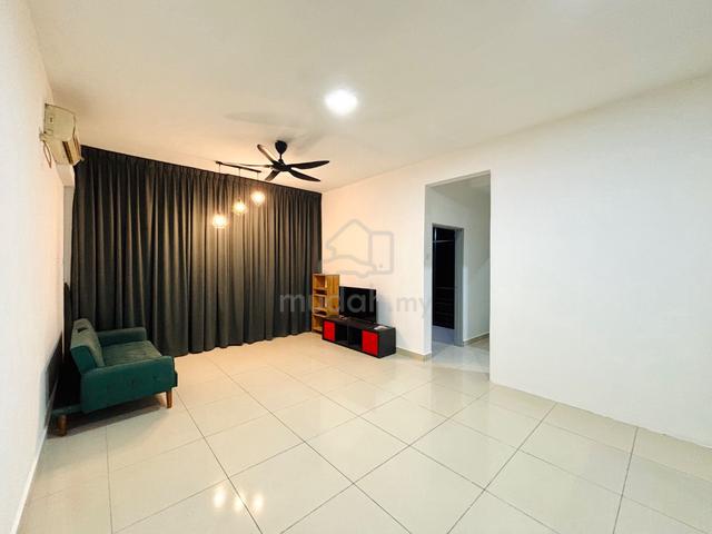 Parc Regency 1