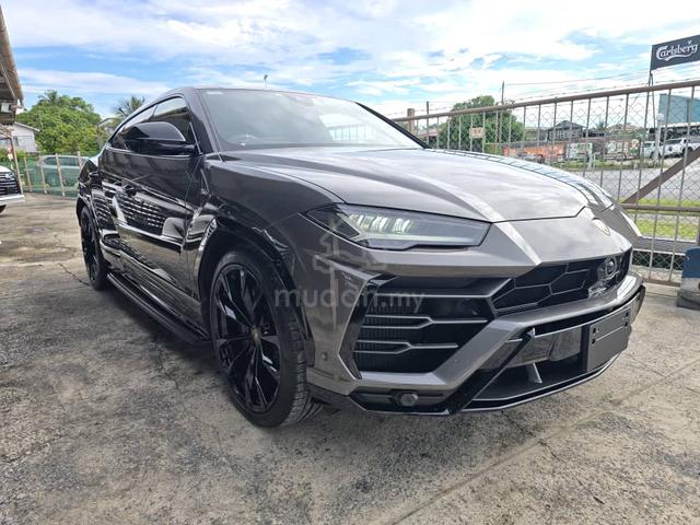2021 Lamborghini Urus with Akrapovic Exhaust - 1