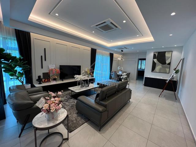 (FREEHOLD Krubong) New Gated 22x70 Gated 2 Storey Terrace Melaka 2