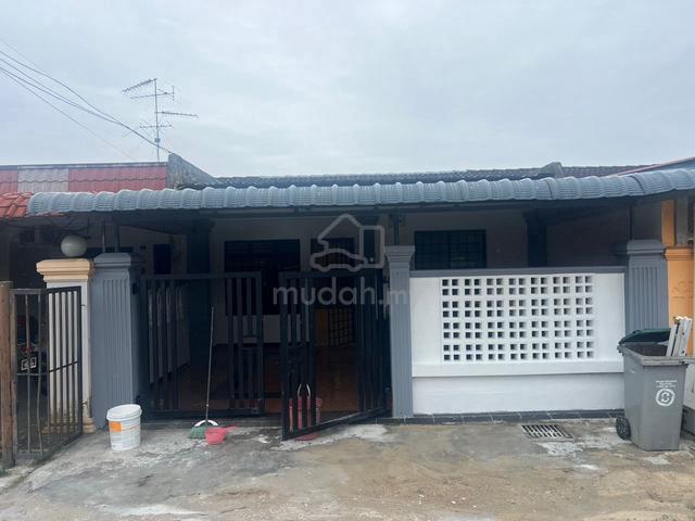 Renovated Taman Universiti Skudai 3 Bed Near UTM 2