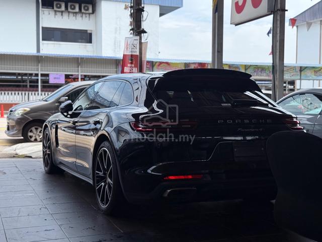 UNREGISTERED 2020 Porsche PANAMERA 4 SPORT TURISMO - 2