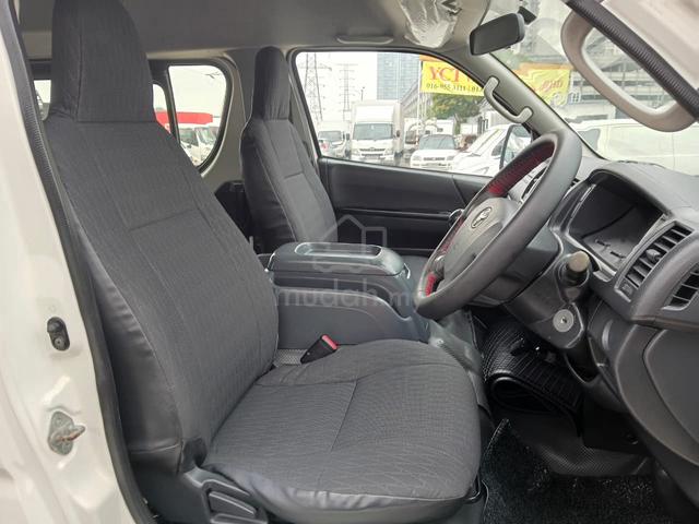 2014 Toyota HIACE 2.7 WINDOW VAN HIGH ROOF Petrol - 4