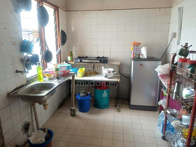 [KITCHEN CAB + GATED GOOD UNIT] Taman Alam Megah Seksyen 28 Shah Alam 1