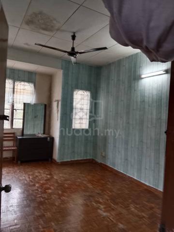 **Master Room & Hall Room Bills included ** 1