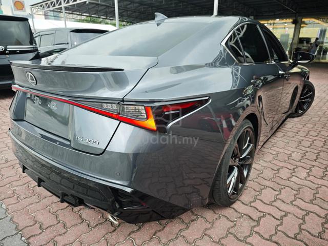 [ SUNROOF ] 2023 Lexus IS300 2.0 F-SPORT GRADE 5A - 3