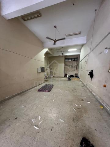 Batu Ferringhi Ground floor shoplot at Pantai Miami 1