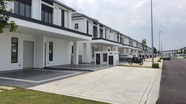 [Termurah] Double Storey House Regent Garden Eco Grabdeur, Puncak Alam 1