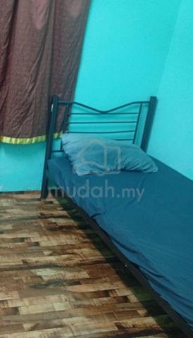 Bilik sewa sharing  1