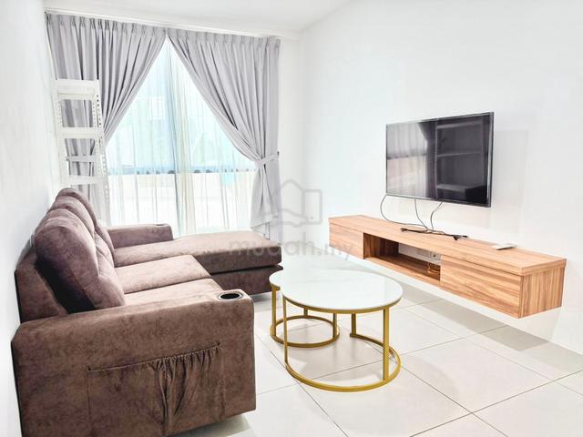 deLOFTS Residence 1
