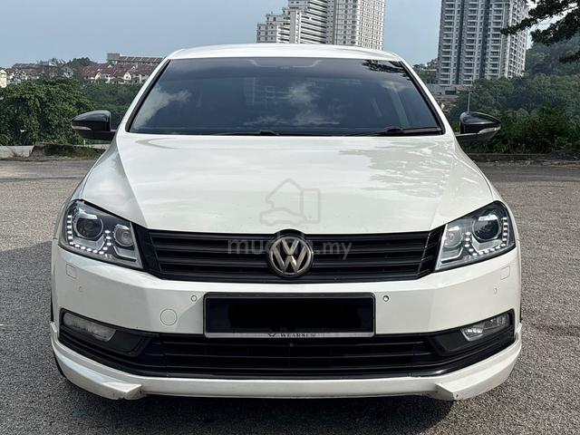 2015 Volkswagen PASSAT 1.8 TSI (CKD) ENHANCED (A) - 2