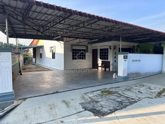 Corner Lot 🏡Single Storey Terrace House - Taman Pertama Sri Gading 1