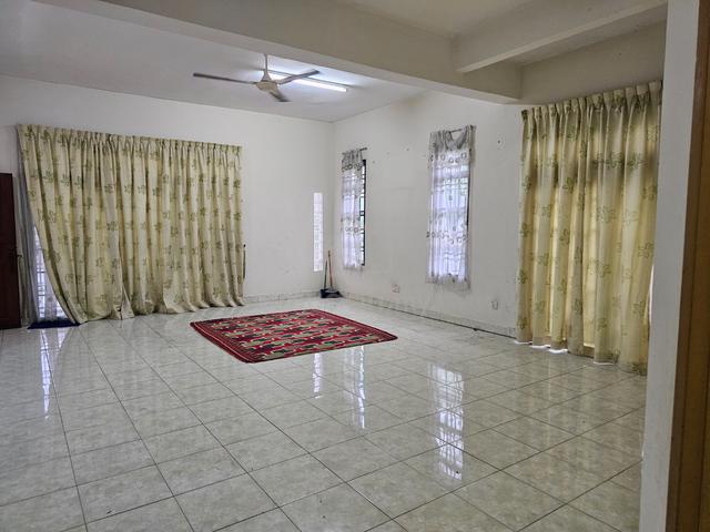 Taman Sri Amar Double Storey semi D near Pandan sentosa southkey 1