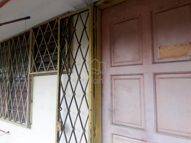 Flat Pkns 1