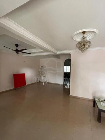 Taman Sri Muda, Guard 20x60 Seksyen 25, Shah Alam, Facing Garden 1