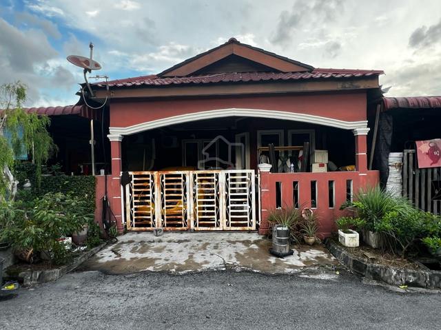 [FULLY RENOVATED]Teres Setingkat Taman Seri Desa, Tasek Gelugor PENANG 1