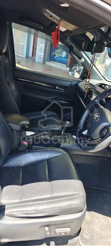 2019 Toyota HILUX 2.8 BLACK EDITION (A) - 5