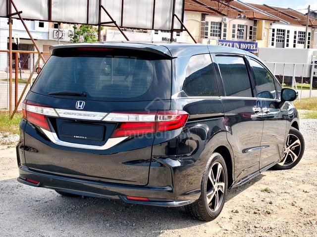 2016 Honda Odyssey 2.4 Full Spec 5-Years Warranty - 2