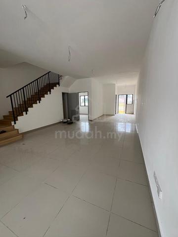 Agate Residence Dengkil Brand New Unit for rent 1