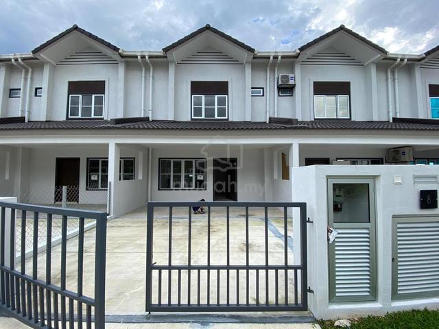 Double Storey Terrace House @ M Senyum, Kota Warisan | For Rent 1