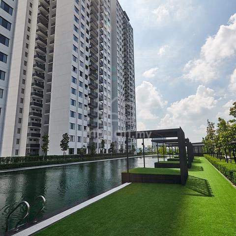 Ken Rimba condo female non sharing room in shah alam 1