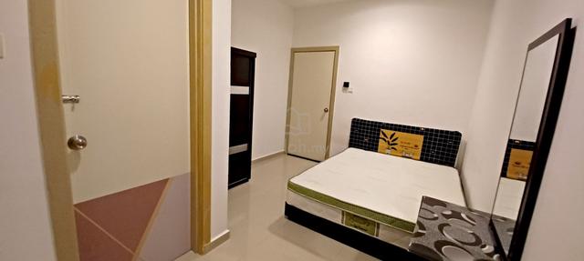 Clean Room - Female Professional Only 1