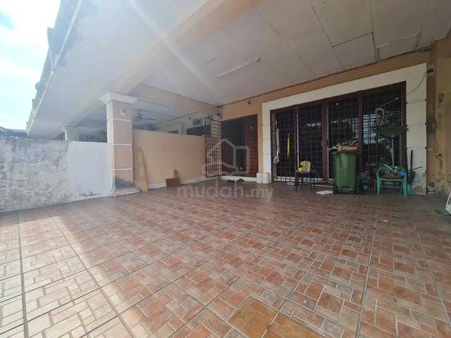 Rumah Teres Dua Tingkat Untuk Dijual Di Taman Tawas Mewah Tasek 4