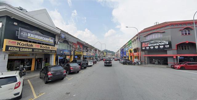 bandar baru selayang 3 sty shoplot 20x70 . main row jalan 2/16 1
