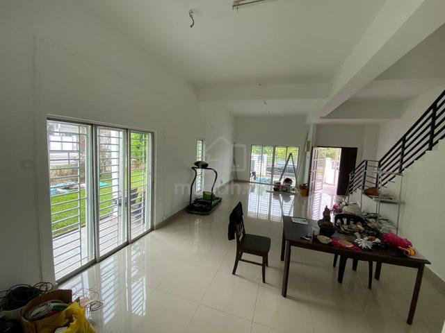 Taman Sutera Residence Cheras 2.5storey Terrace House Freehold Corner 1
