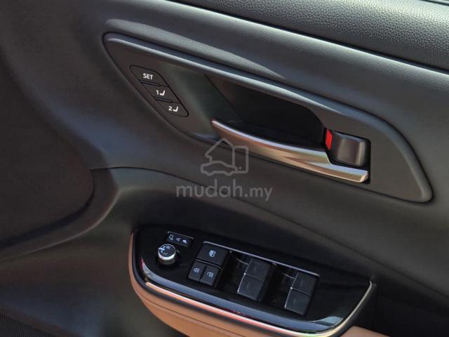 2024 Toyota CROWN 2.5 SPORT Z (A) - 4