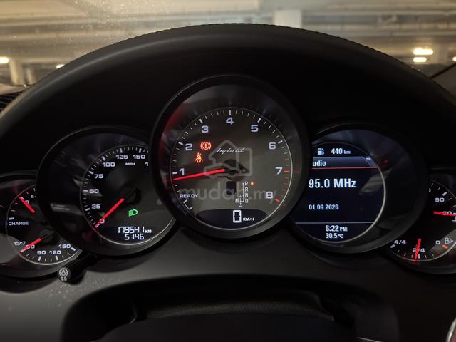2013 Porsche CAYENNE 3.0 S HYBRID 958 (A) - 3