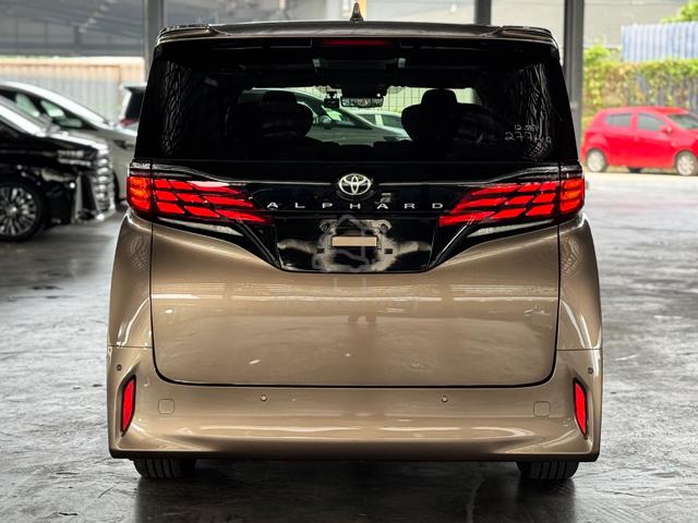 2024 Toyota Alphard Z 2.5 / Sunroof DIM GOLD - 4