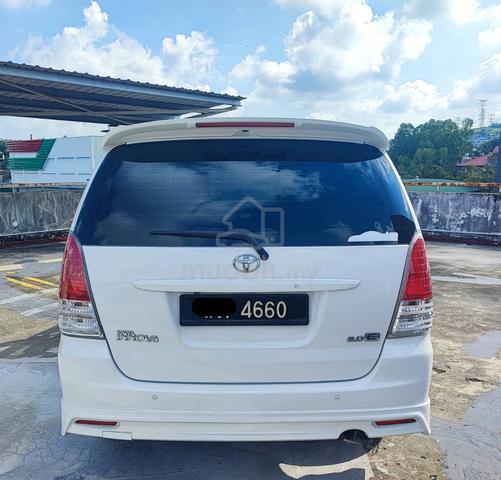 2012 Toyota INNOVA 2.0 E (A) - 5
