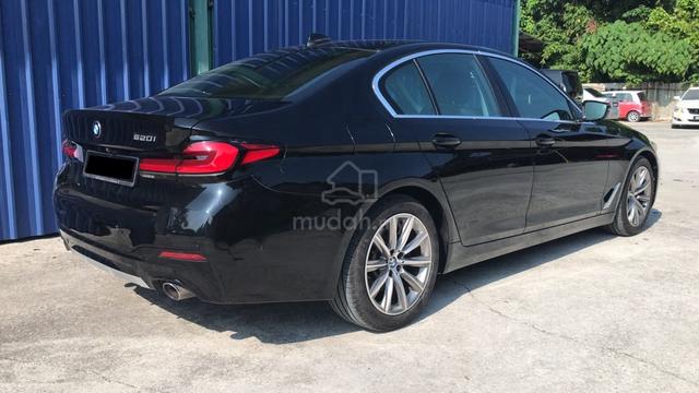 2019 Bmw 520i 2.0 FACELIFT (loan kedai) - 2