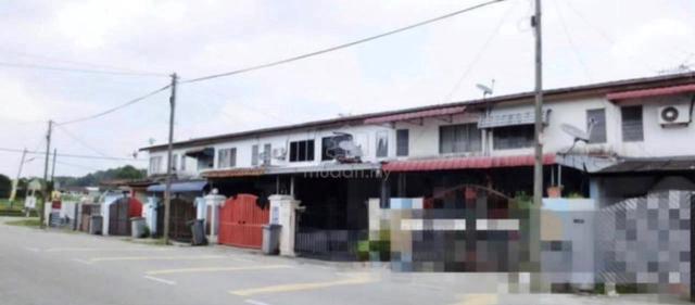 Johor Bahru Taman Johor Jaya Jalan Teratai L.Cost Double Storey House 1