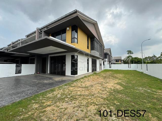 [Corner Lot] Bukit raja Casira 2sty corner lot 46*75sqft Basic unit fo 1
