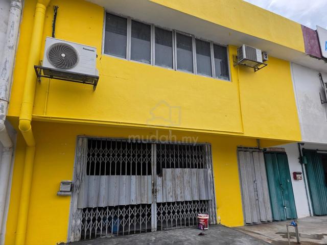 1.5 storey link factory |Taming jaya |balakong jaya 1