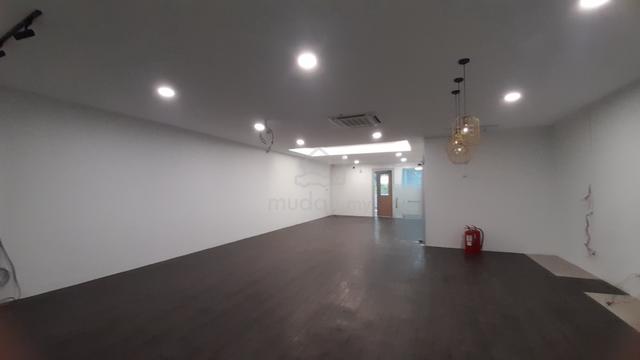 Office Shop lot for rent @ Bandar Puteri 1