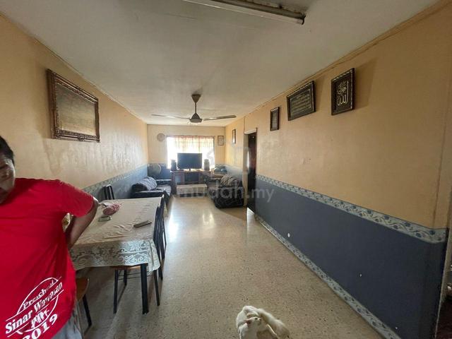 sentul utama flat 1