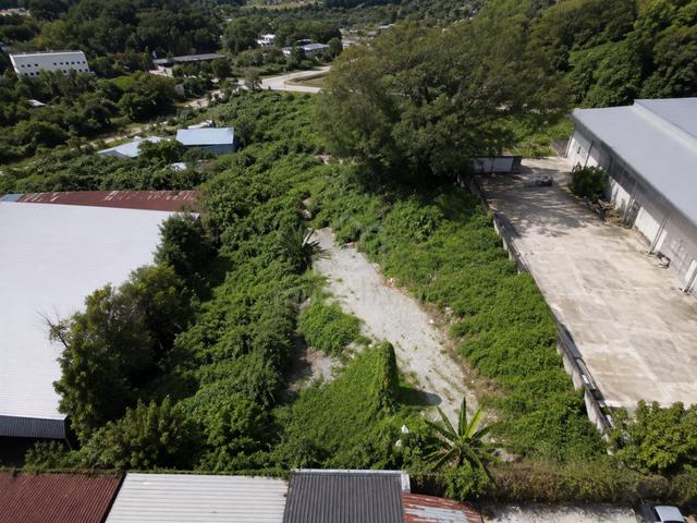 Below Market Value Industrial Zoning Kampung Baru Subang Land 1