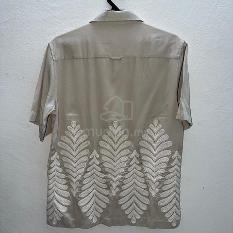 Padini Embroidery Shirt in Light Beige - photo 5 of 6