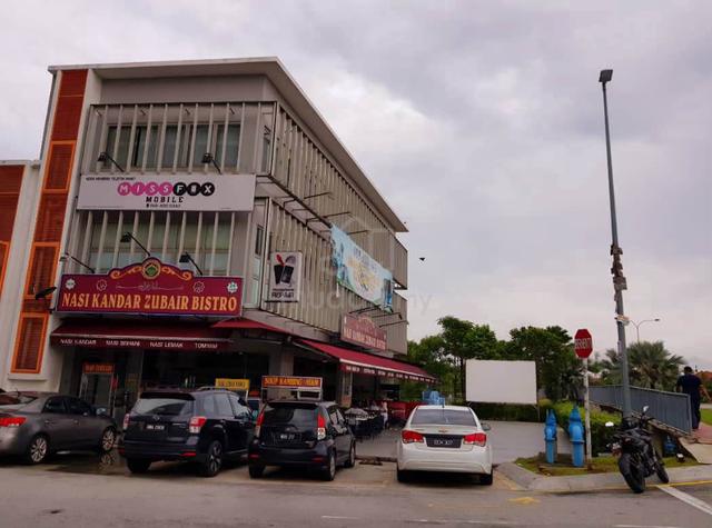 Fully Renovated Ground Floor Shop. Alam Avenue ,SEKSYEN 16,Shah Alam 1