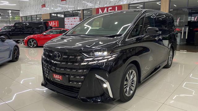 2023 Toyota Alphard Z 2493 Cc Black - 1