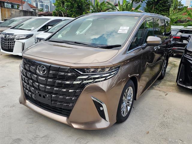 2025 Toyota ALPHARD Z Gold 5A Grade/2k km New Car - 3