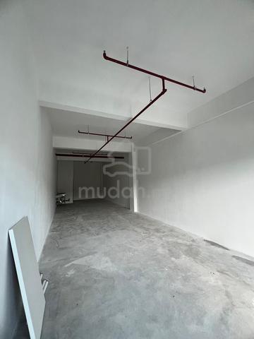 Country Garden Central Park*URENT*LIKE NEW* 1