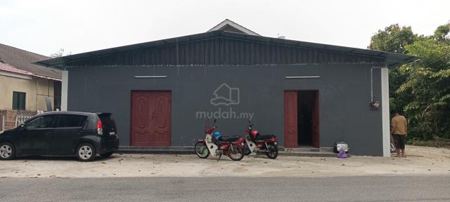 Rumah berkembar.4129 kg aur duri salor kota Bharu Kel. 1