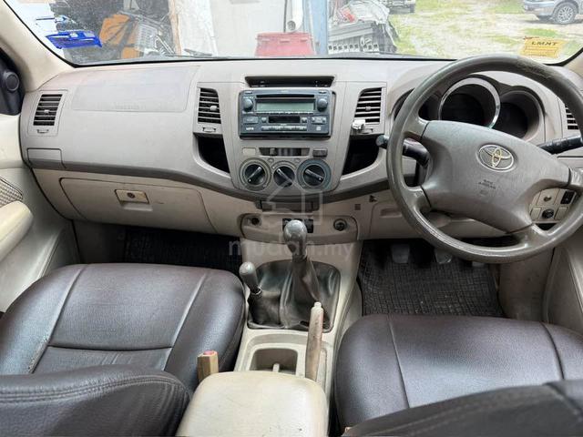 2006 Toyota FORTUNER 2.5 G KUN50R-NKMDHE (M) - 3