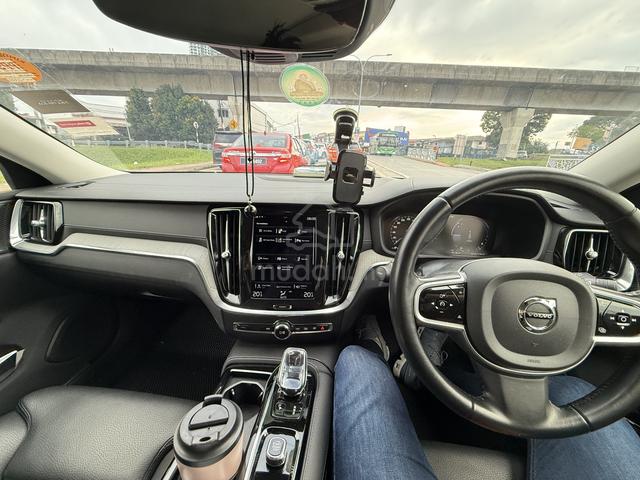 2022 Volvo V60 2.0 RECHARGE T8 (A) - 5