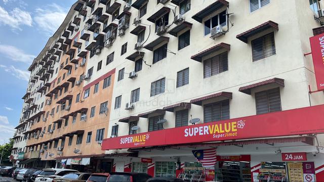 Aman Putra Apartment 1